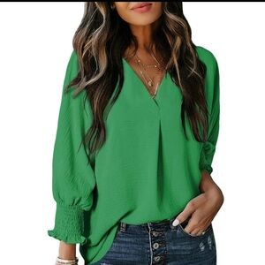 Chic Green V-Neck Blouse
